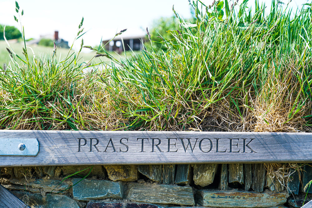 Pras Trewolek Gate Sign