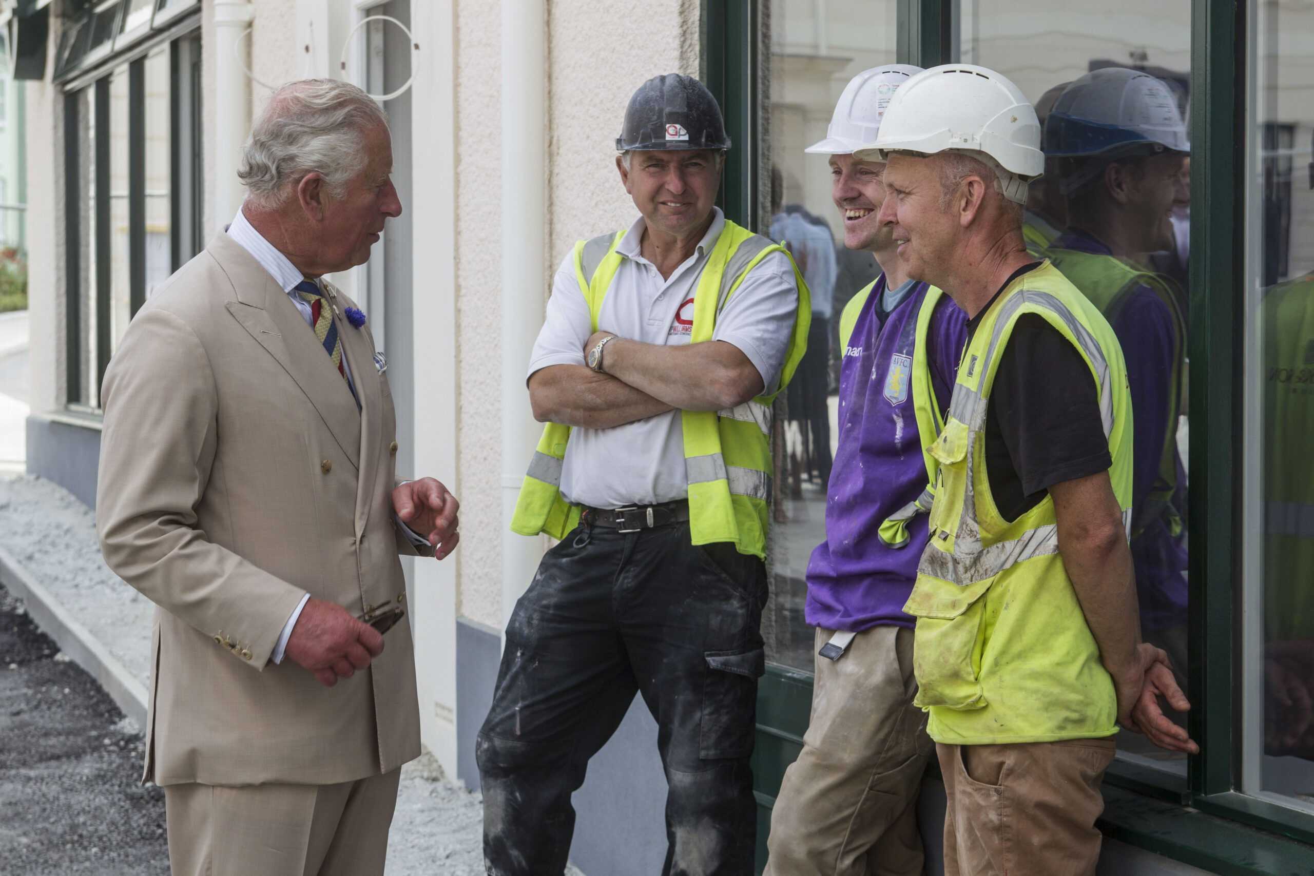 HRH meeting contractors scaled