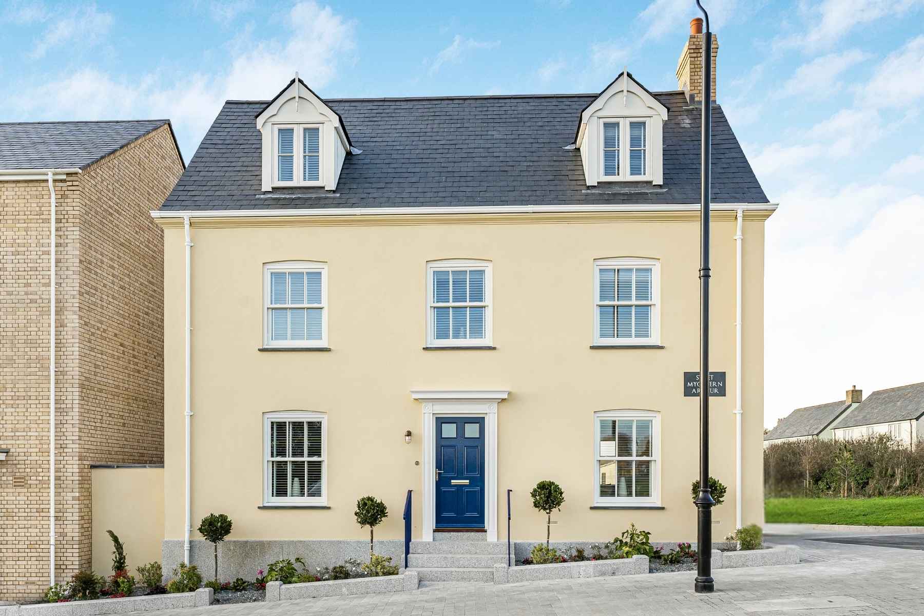 Nansledan New Show Home